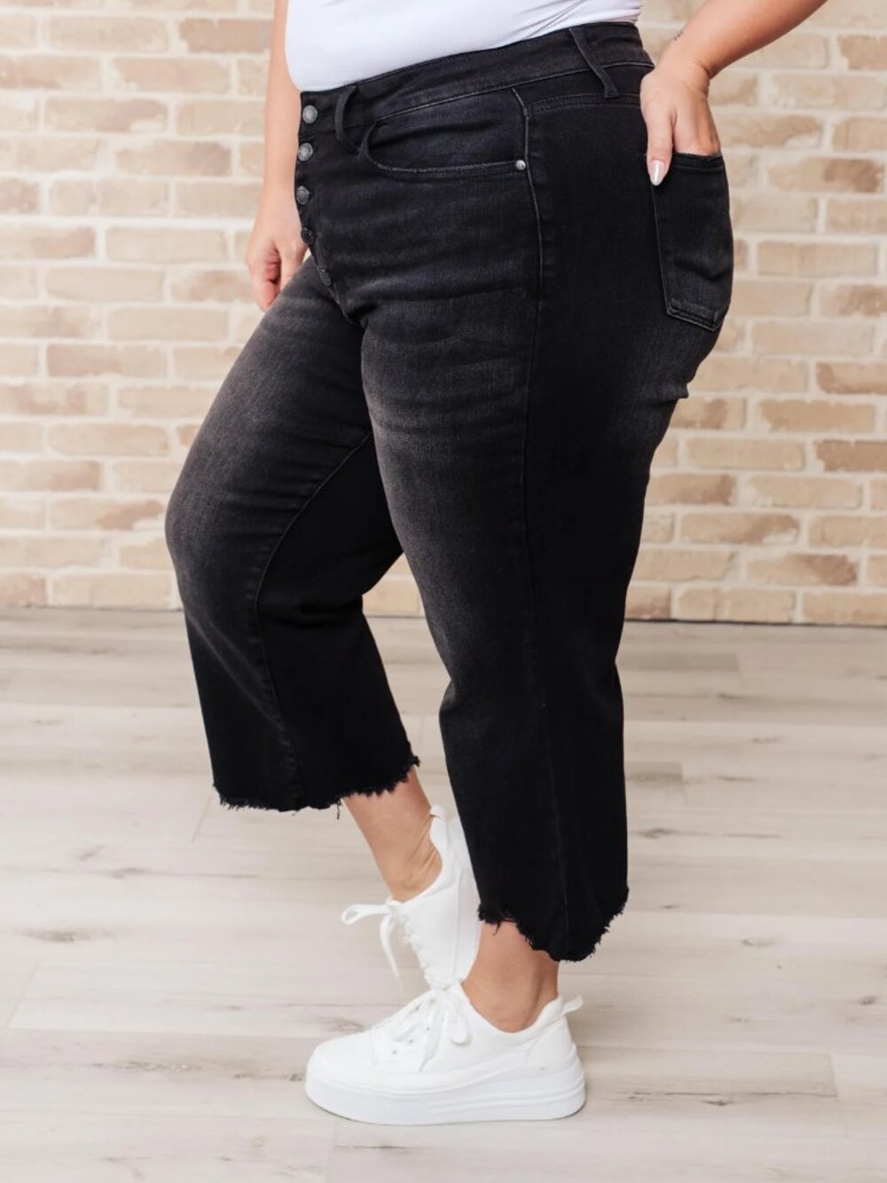 Ryan High Rise Button Fly Wide Leg Crop Jeans - Picture 4 of 9